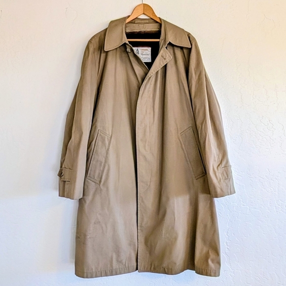 London Fog Other - VTG London Fog Maincoats Tan Trench Coat Classic Tailored Overcoat Raincoat